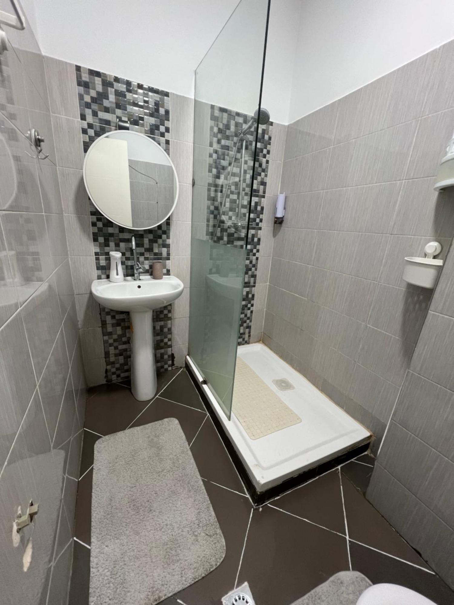 Appartement Spacieux & Lumineux แทนเจียร์ ภายนอก รูปภาพ